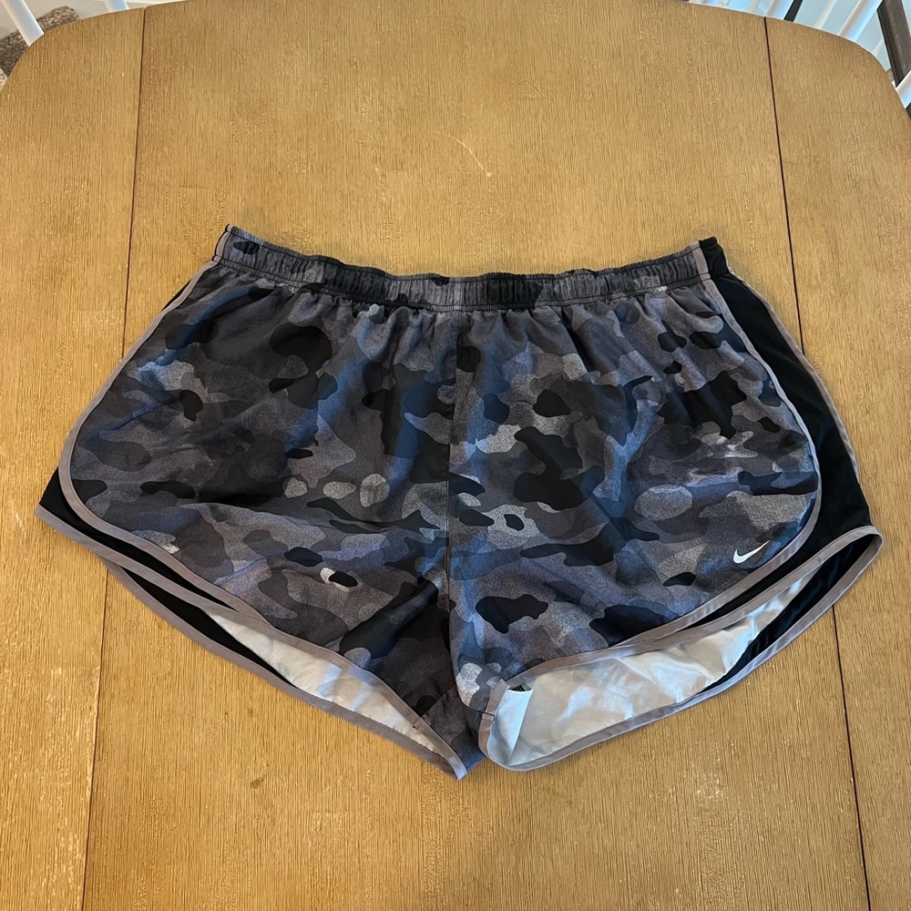 Nike Women's Camouflage Running Shorts - Black and Gray